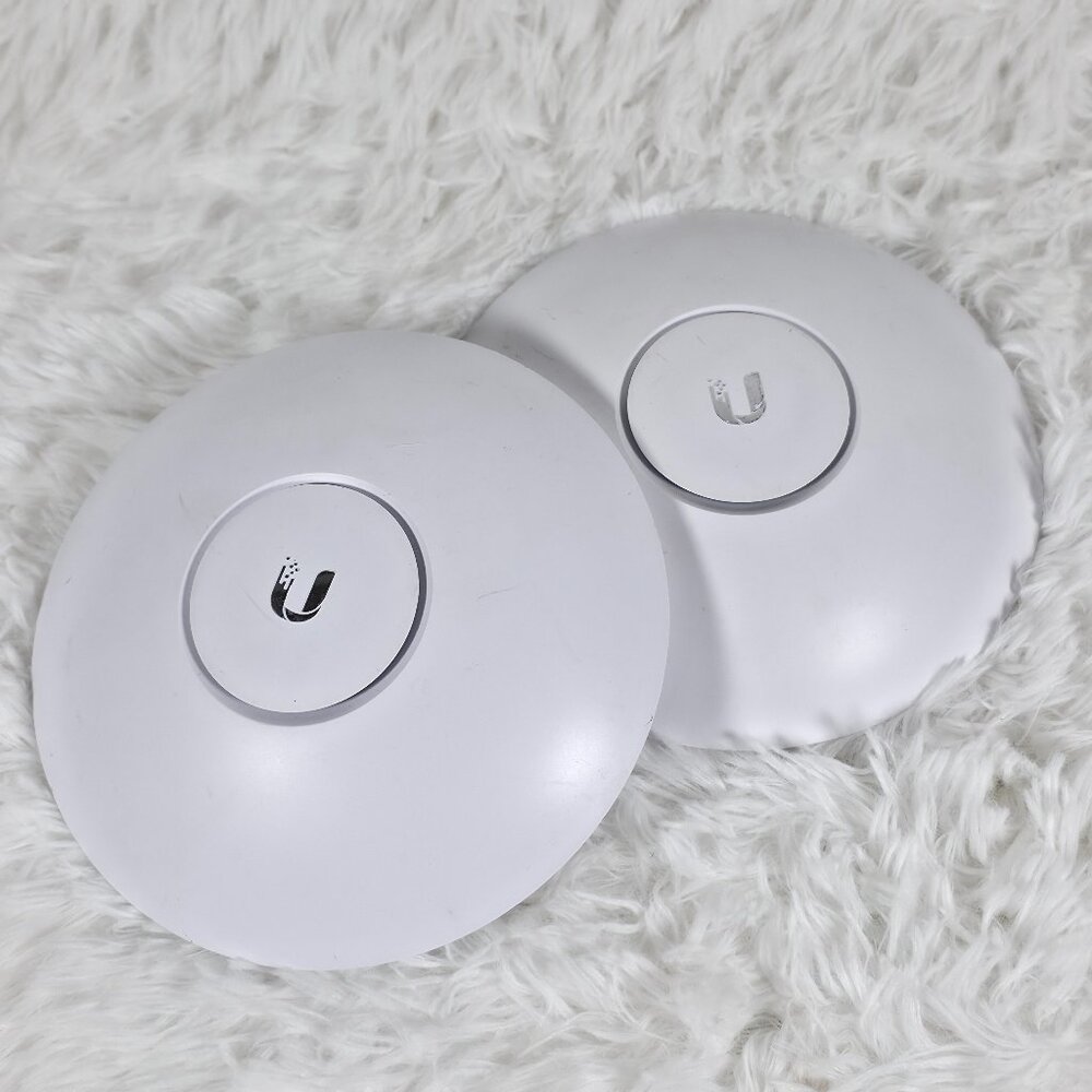 Lot of 2 Ubiquiti Unifi Ap-AC Long Range - Wireless Access Point